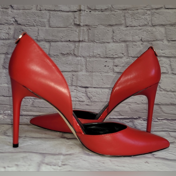 Calvin Klein Women's Red Pump 👠 - Picture 2 of 8